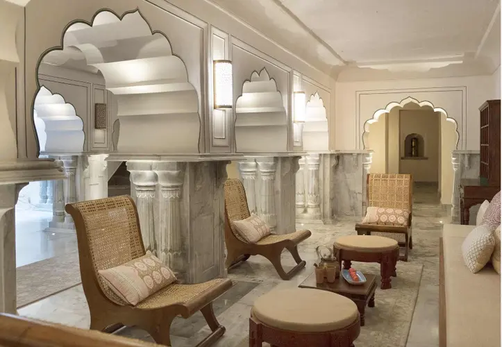 alila-fort-bishangarh-lounge-500×500