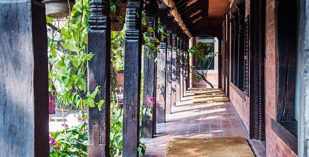 dwarikas-hotel-varandah-500×500