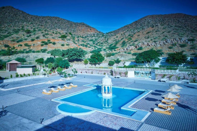 ihcl-pratap-mahal-pool-view-500×500